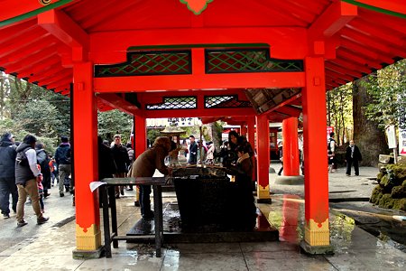 箱根神社の手水舎