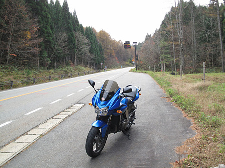 西ウレ峠
