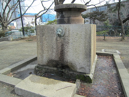 掃部山公園の水飲み場