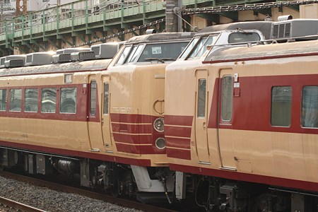 鎌倉臨 183系OM101+OM103編成