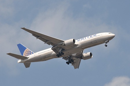 0401N-11-UAL-B777-200-N225UA