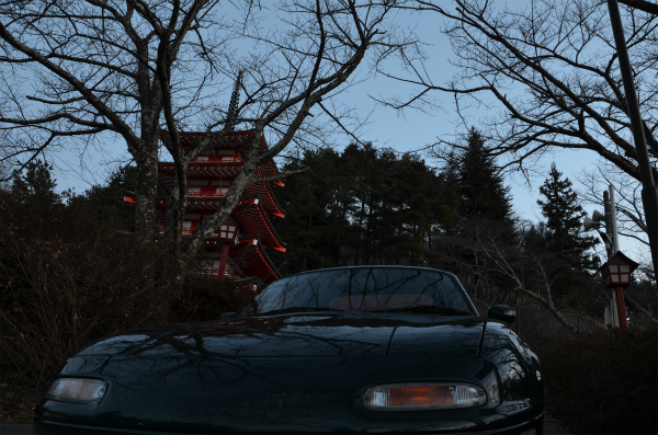 一緒に夜明けを待つユーノスロードスターVRリミテッド